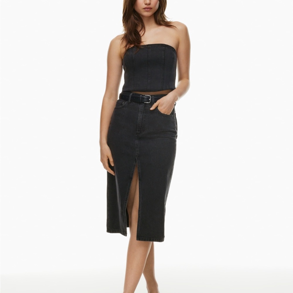 Denim forum skirt